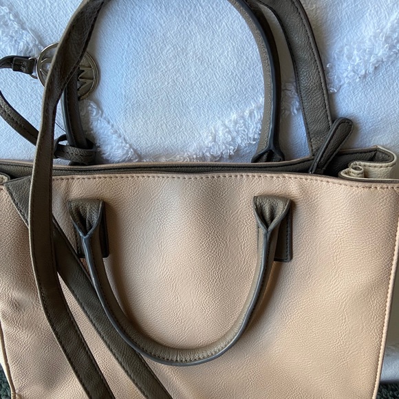 Big purse Nine West - Picture 2 of 10